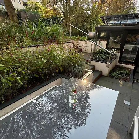 Apartment Moebliertes Hannover-city Mit Eigenem Garten, Nur 7 Min Zu Fuss Zum Hbf! Hannover