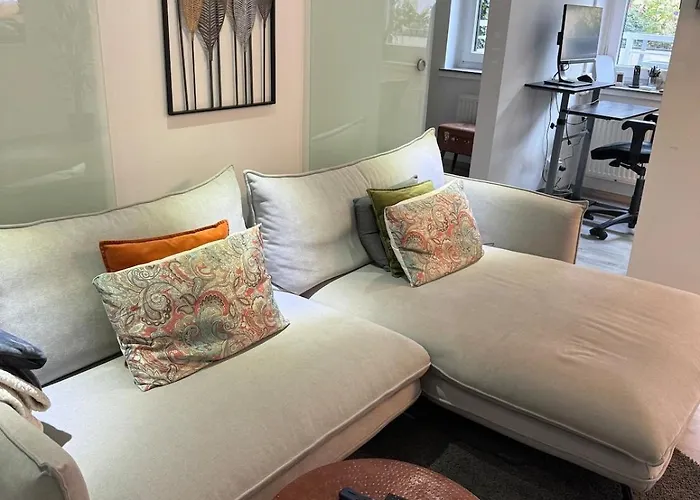 Messe 2026 Exklusives Apartment, Garten & Kamin, Hbf 10 Min Апартаменты *